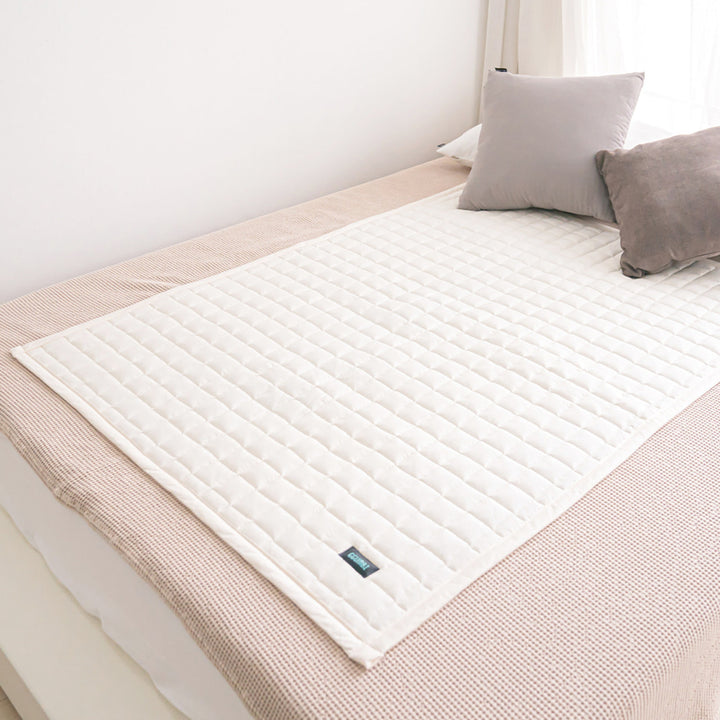 Ggumbi Lucky Star Quilted Cotton Pad XL (100×140cm) – Non-Slip, Machine-Washable Pad for Baby Play Pens