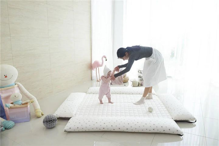 Creamhaus Inua Play Room – Non-Toxic Padded Playpen & Floor Bed (Foam Bumper Walls, Washable Cover)