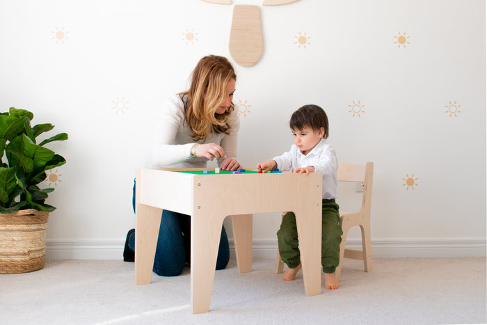 Kids tables and chairs