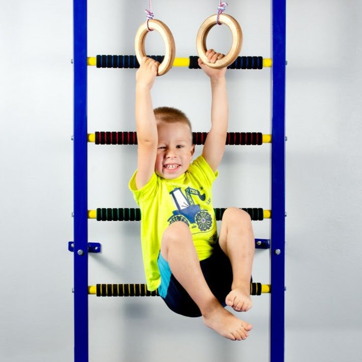 Wooden gymnastic rings for kids