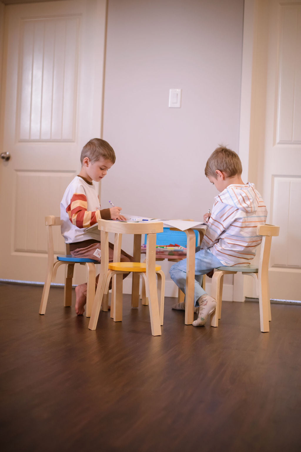 Desk & Chairs Set