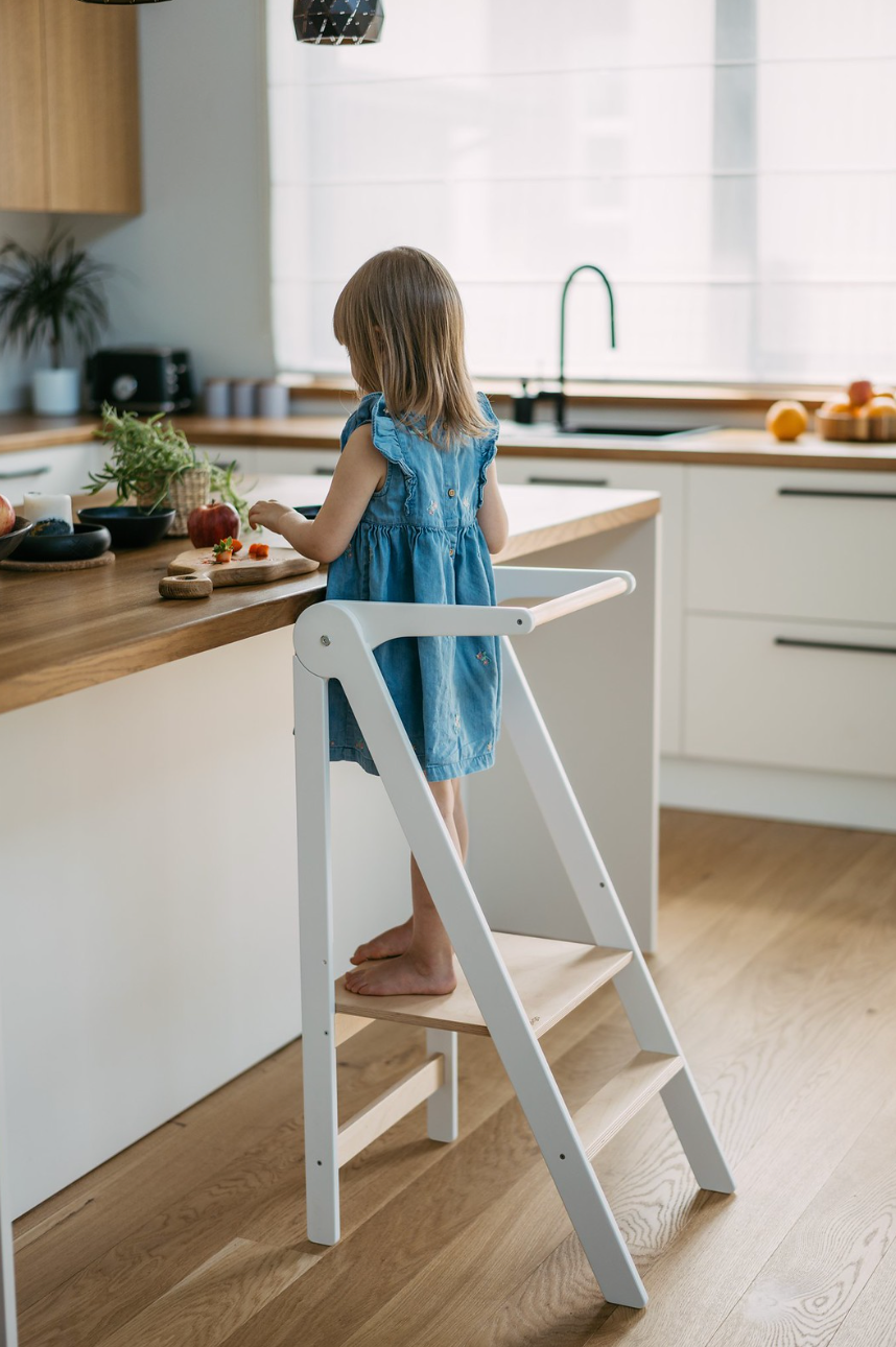 Foldabel Kitchen Helper / Learning Tower - Ultra Slim